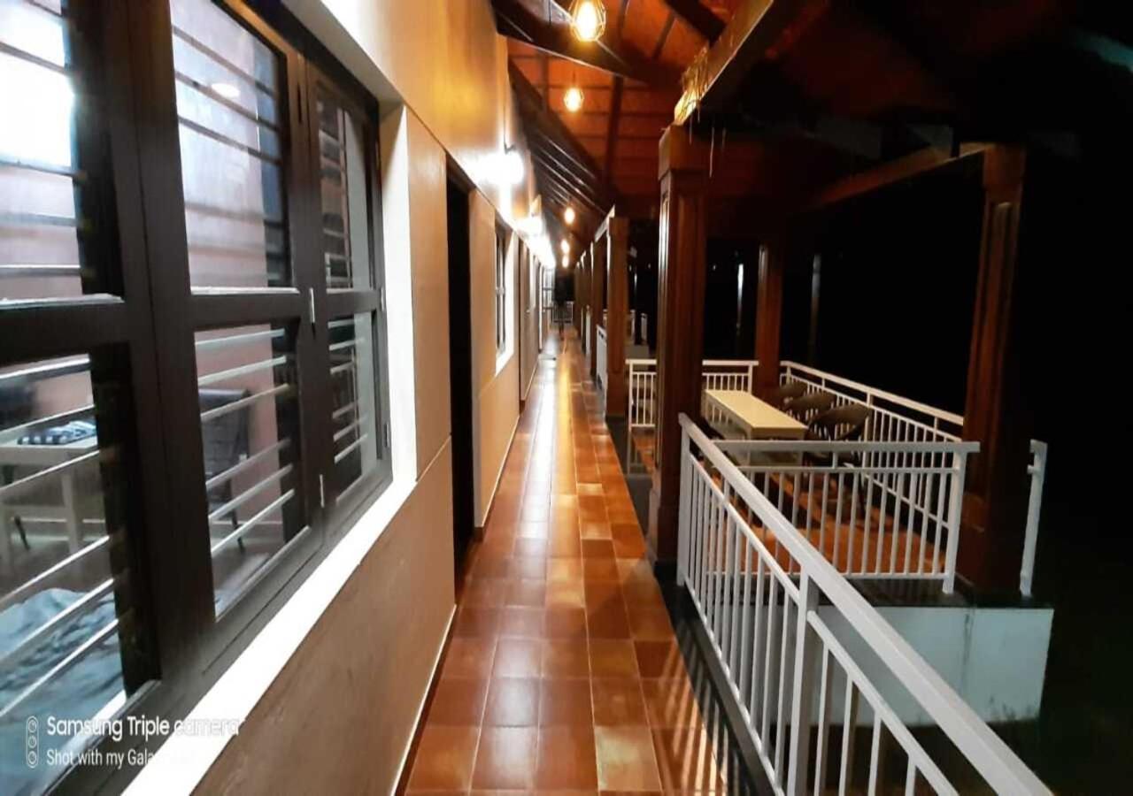 Coffee Safari Hotel Chikmagalūr Exterior foto